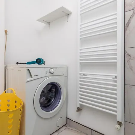 Nyaraló Awesome In With Sauna *