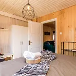 Beautiful In With Sauna 므르코팔리